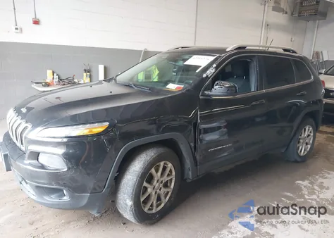 2015 Jeep Cherokee Latitude z USA, uszkodzony, nr VIN 1C4PJMCS6FW792306